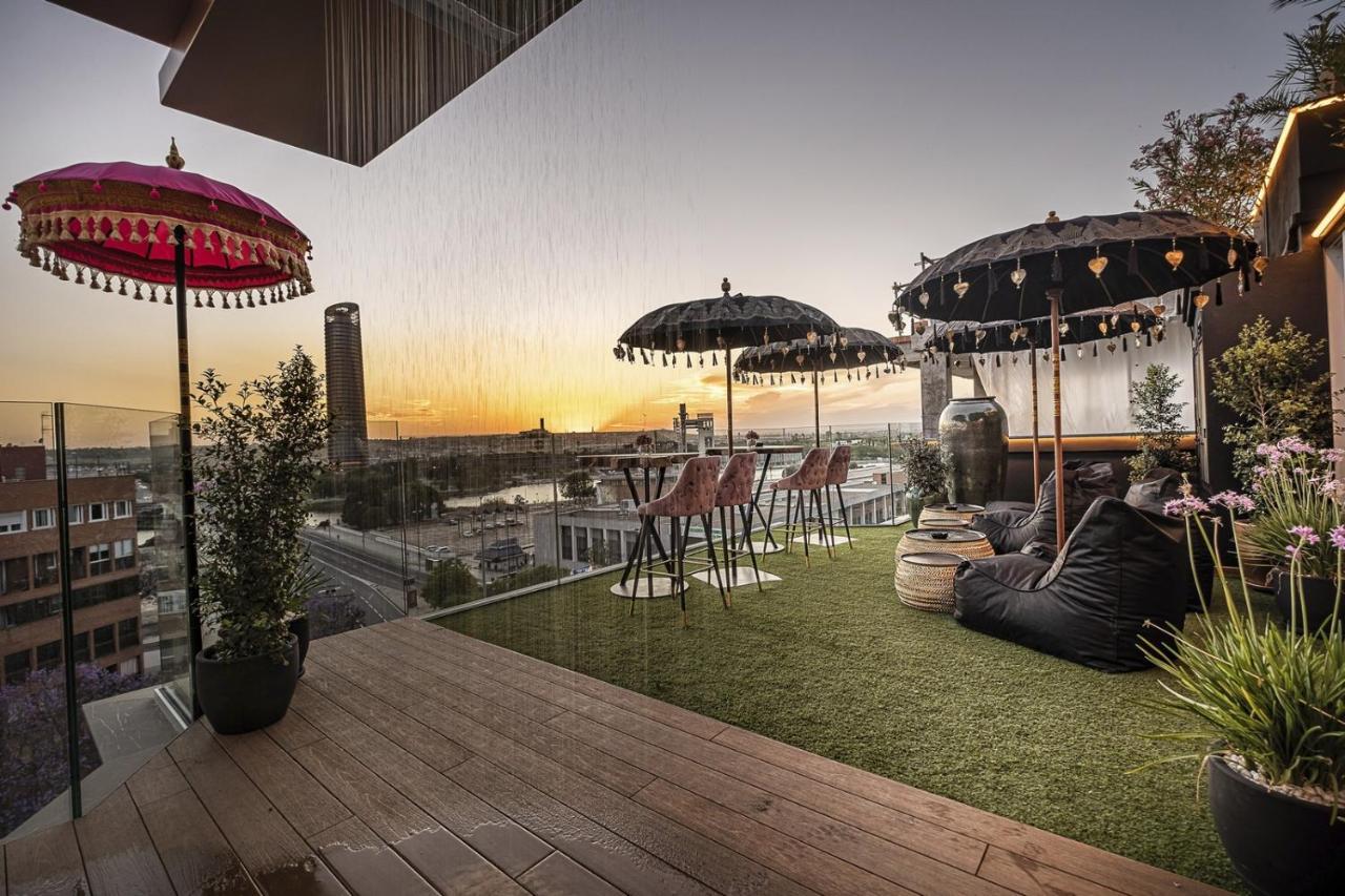 On Suites Sevilla Apartments Designed For Adults Luaran gambar
